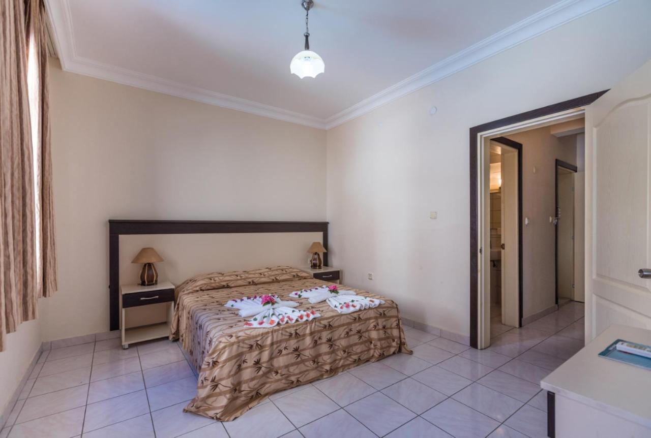 Photo - Helios Hotel