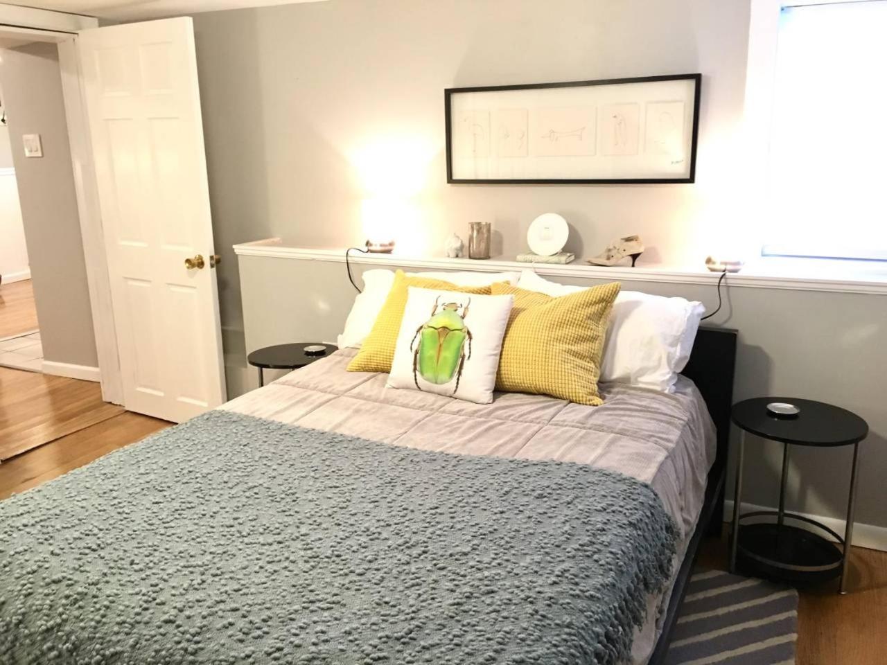 ~*Pet Friendly 30min to Downtown*~ THE BOSTONIAN photo 2