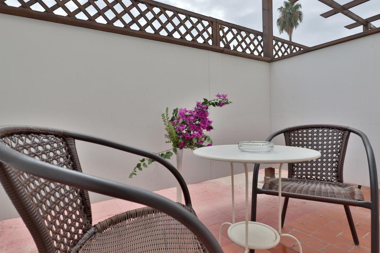 Hotel Oasis con parking incluido photo 4