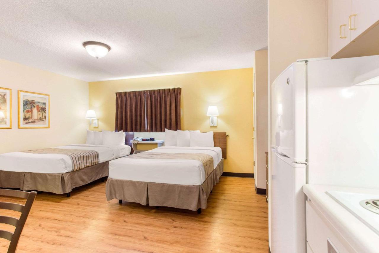 Studio 6 Extended Stay - Myrtle Beach, SC photo 4