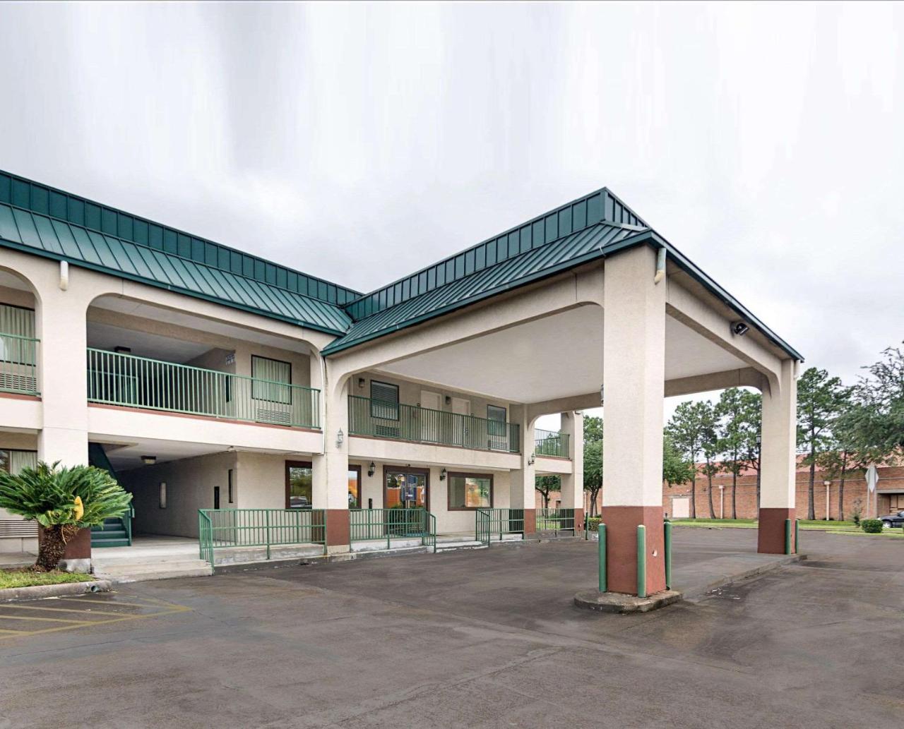 Foto - Rodeway Inn & Suites Hwy 290 NW