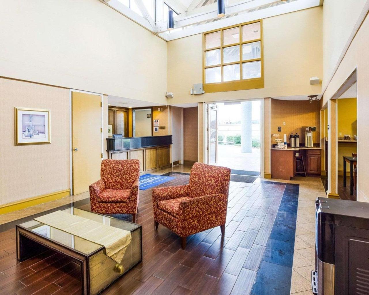 Photo - Rodeway Inn And Suites Fiesta Park