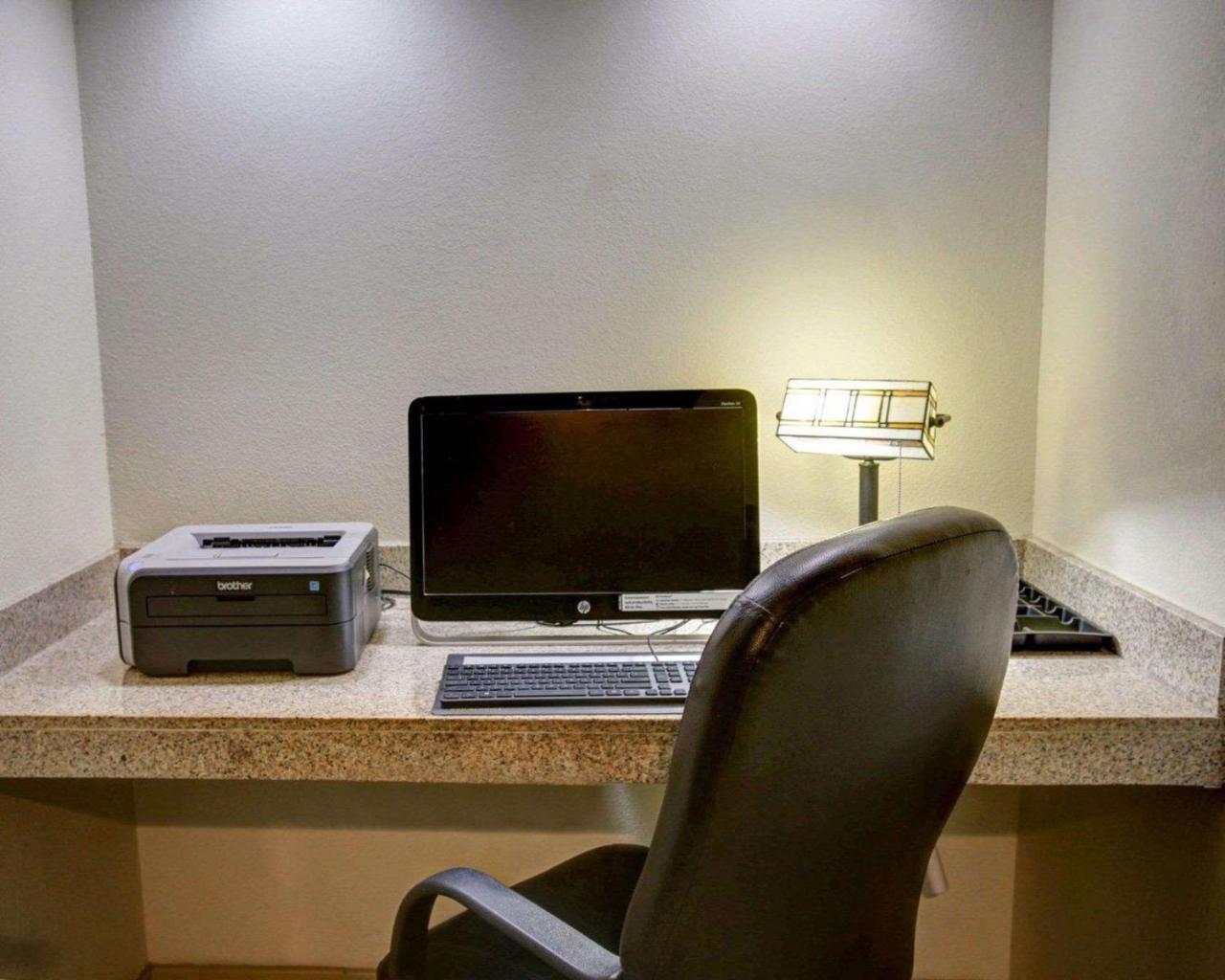 Quality Inn Rockdale photo 2
