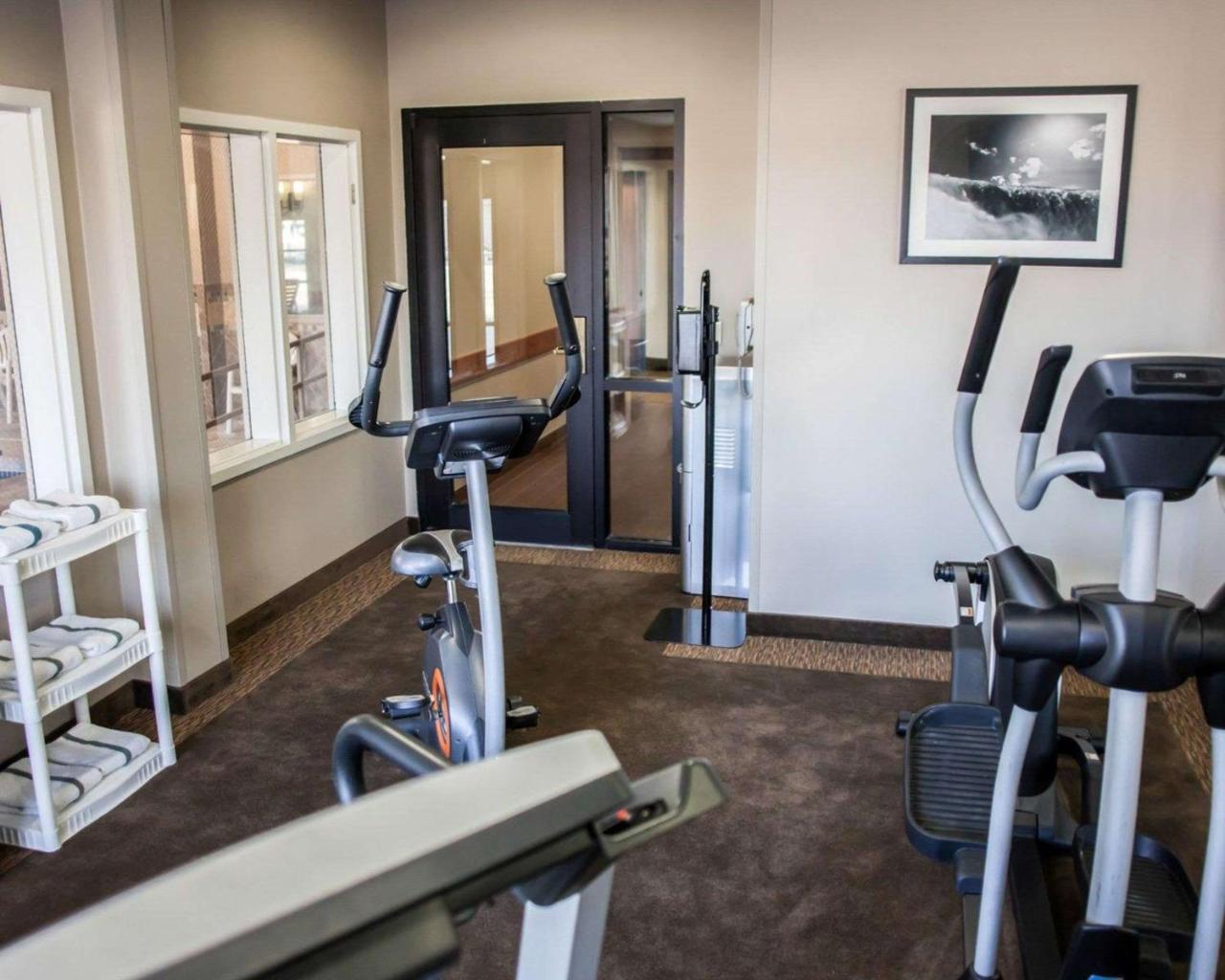 Foto - Garner Hotel Topeka West by IHG