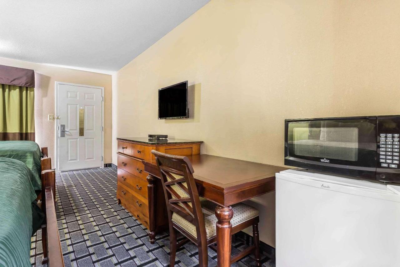 Rodeway Inn Augusta South photo 4