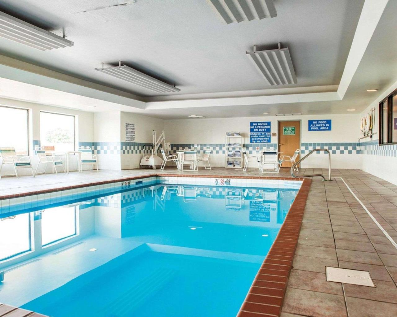 Comfort Inn Goshen photo 2