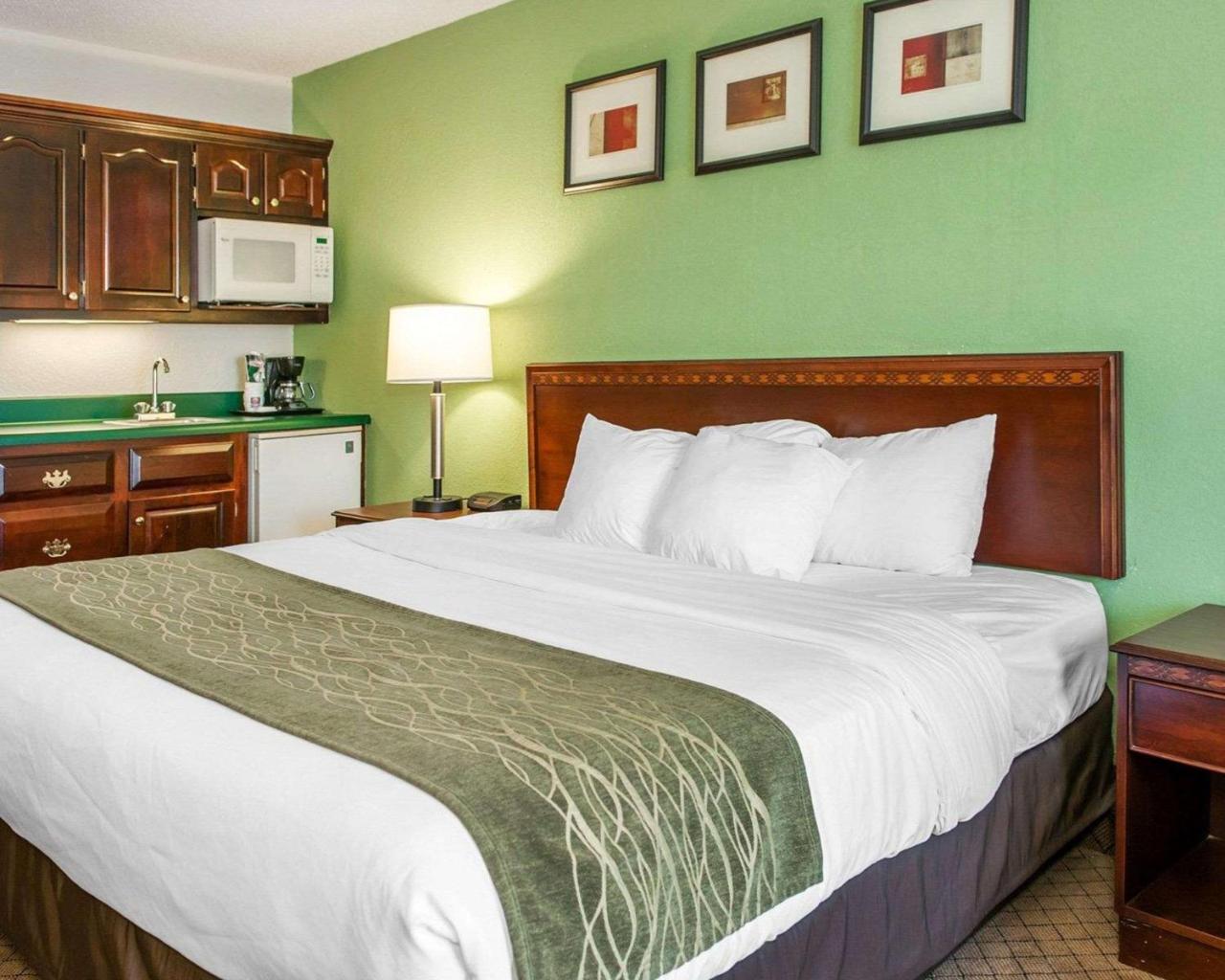 Comfort Inn Goshen photo 3