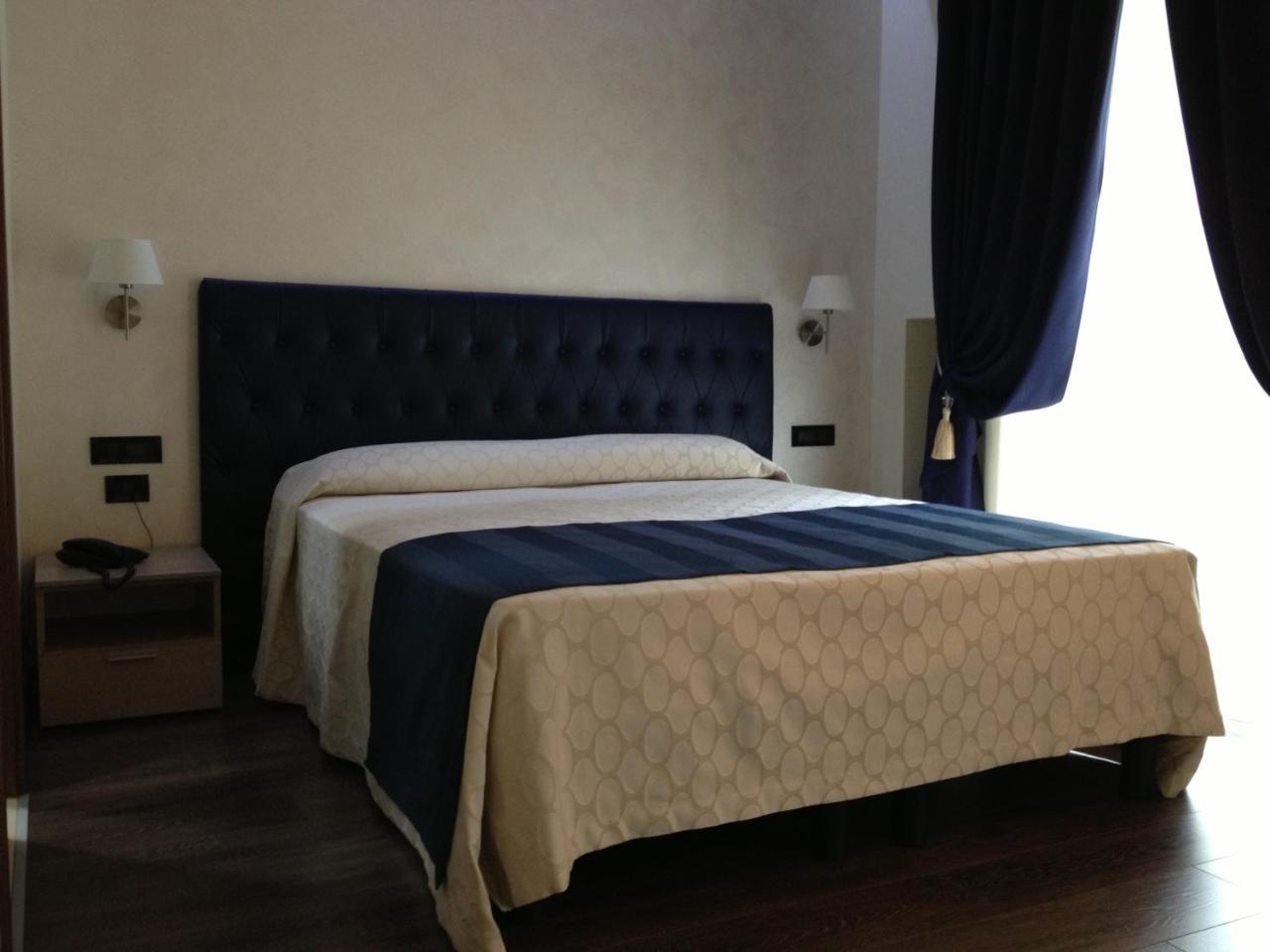 Hotel Continental photo 2