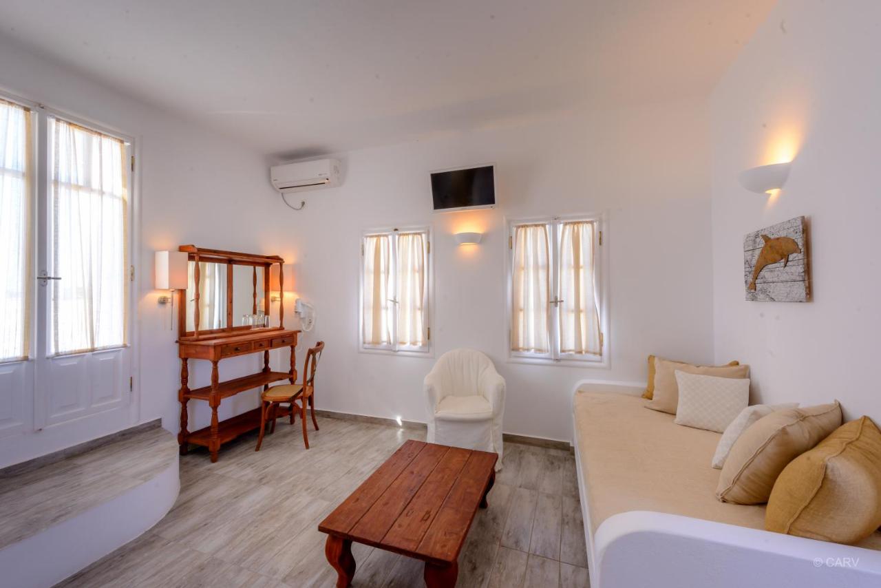 Photo - Aspalathras White Hotel