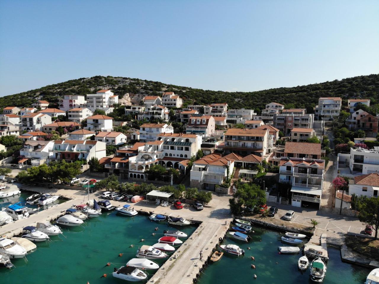 Hana Home - Apartments Tisno - 6