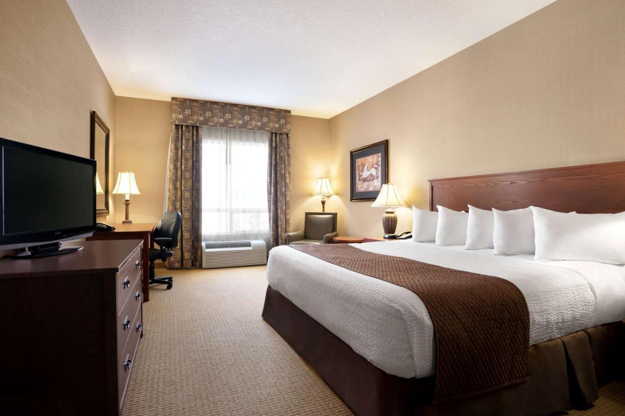 Foto - Days Inn & Suites by Wyndham Strathmore