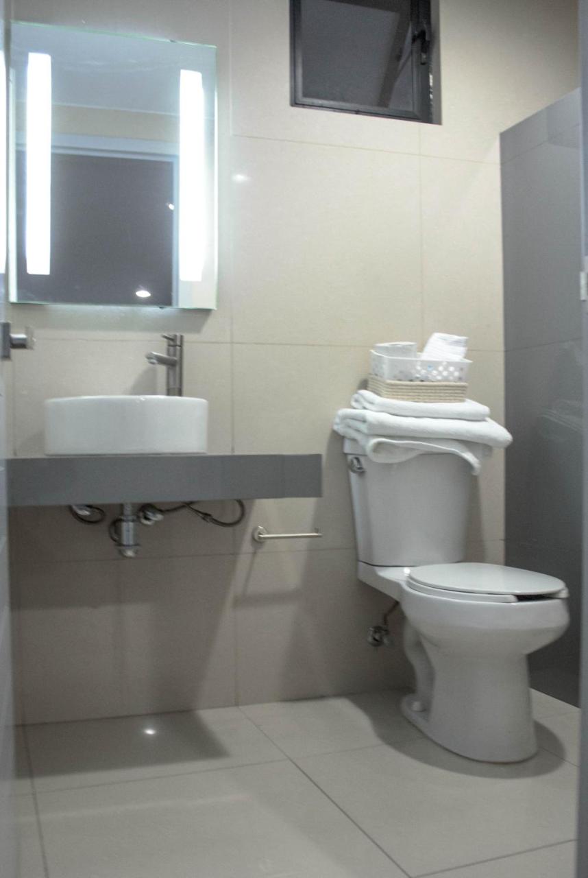 Hotel Casa Galeana Centro con Estacionamiento Privado photo 3