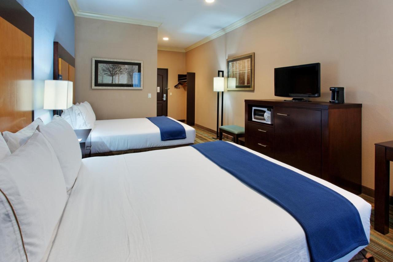 Holiday Inn Express Benicia By IHG photo 2