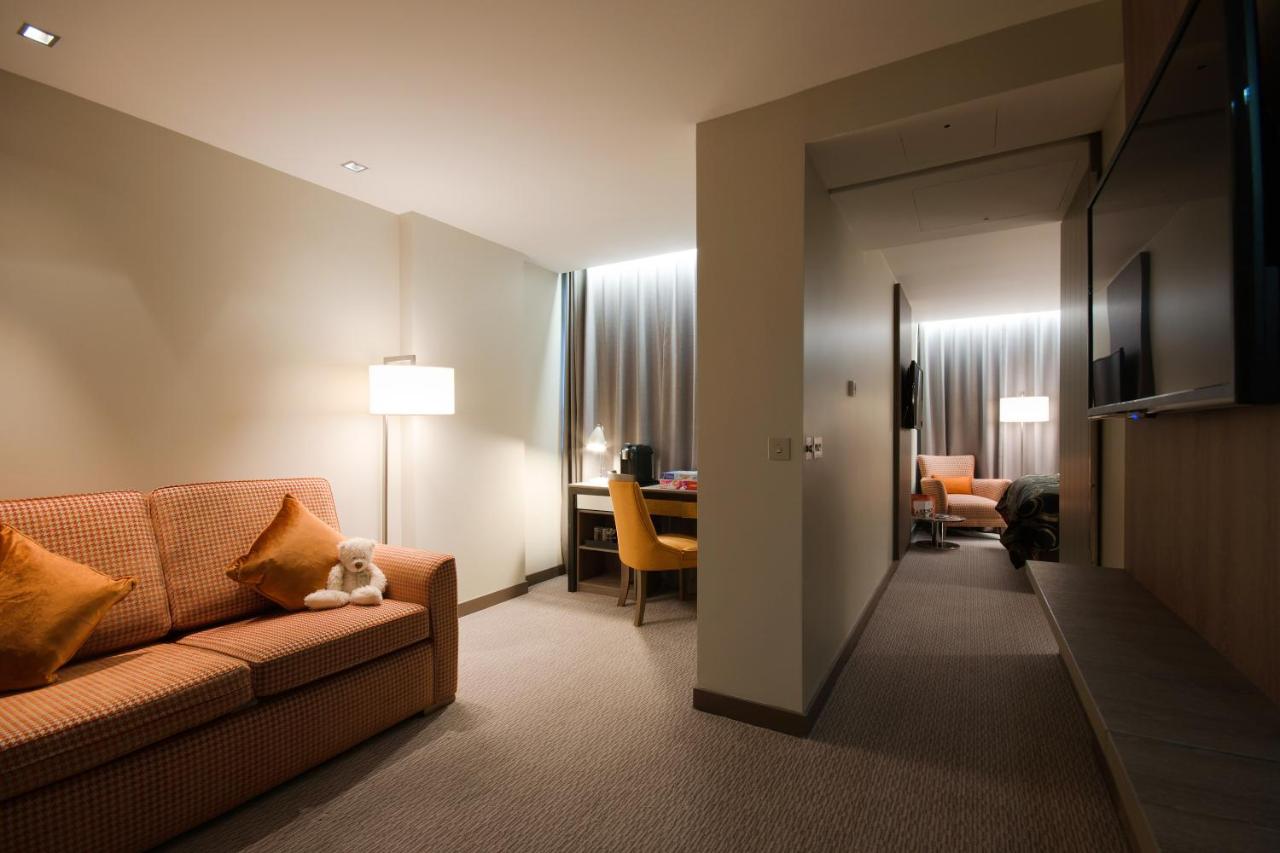 Clayton Hotel Chiswick - 4