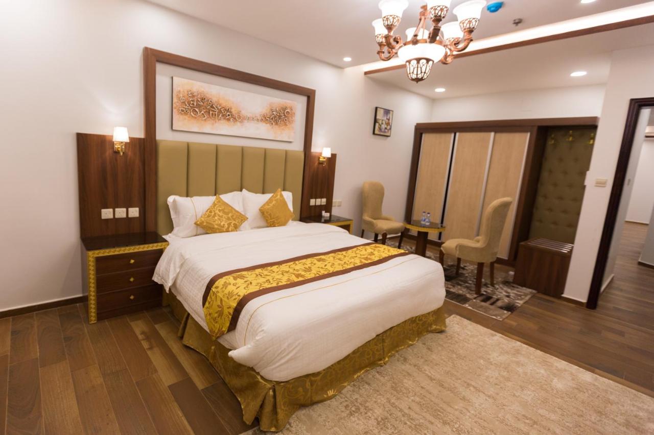 Luxury Hotel Apartments photo 4