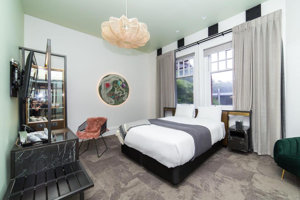 Clarence Boutique Hotel photo 2