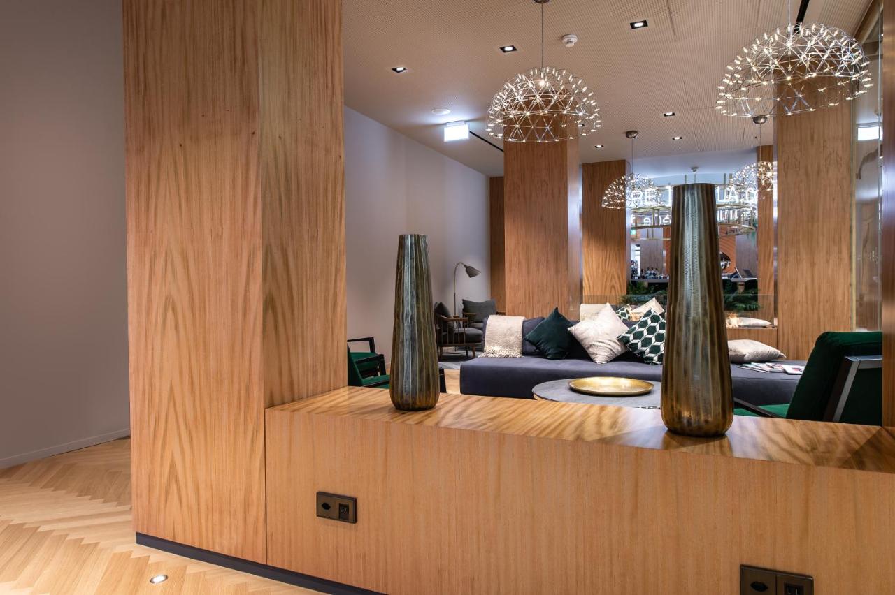 9Hotel Paquis photo 2