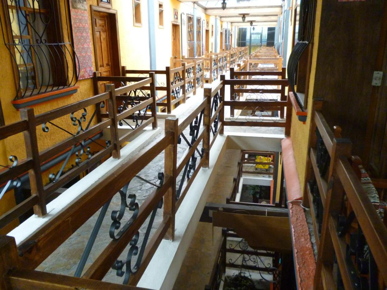 Hotel Temático Mision Colonial