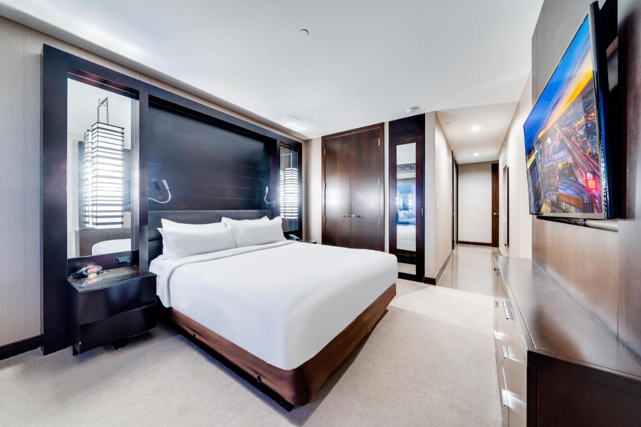 Jet Luxury at The Vdara photo 3