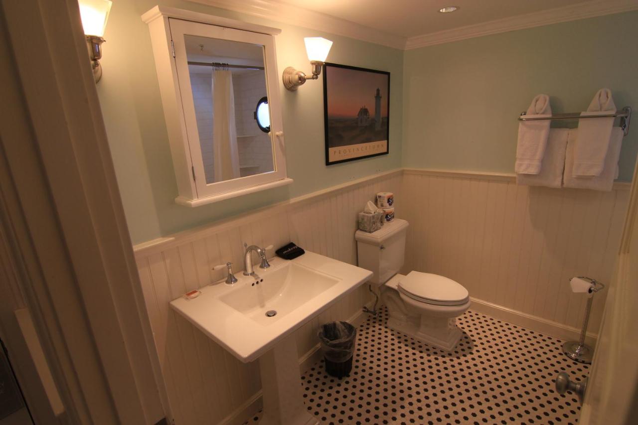 Anchor Inn Beach House photo 2