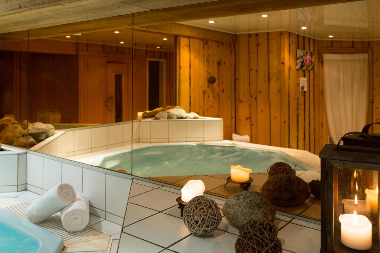 Chalet-Hôtel La Chemenaz photo 3