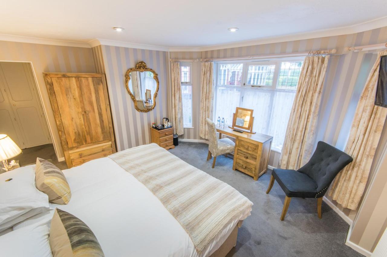 Grovefield Manor - 6