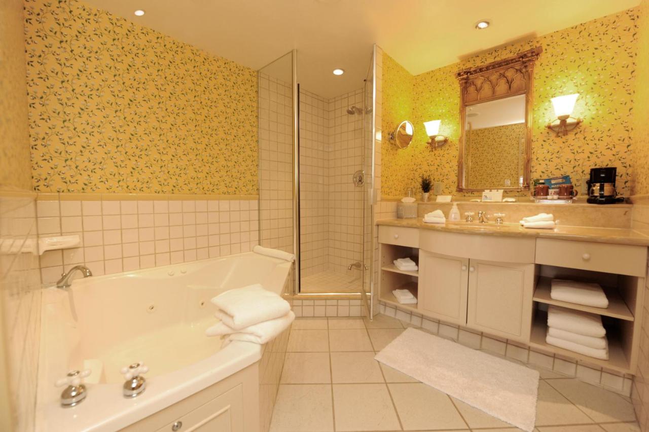 Old Mill Toronto Hotel photo 3