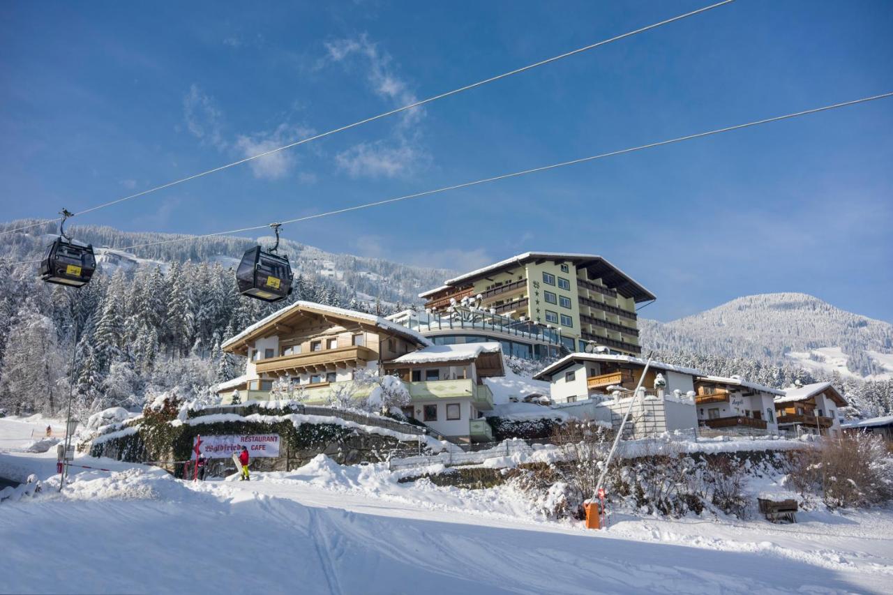 Hotel Waldfriede - Panoramic View Zillertal