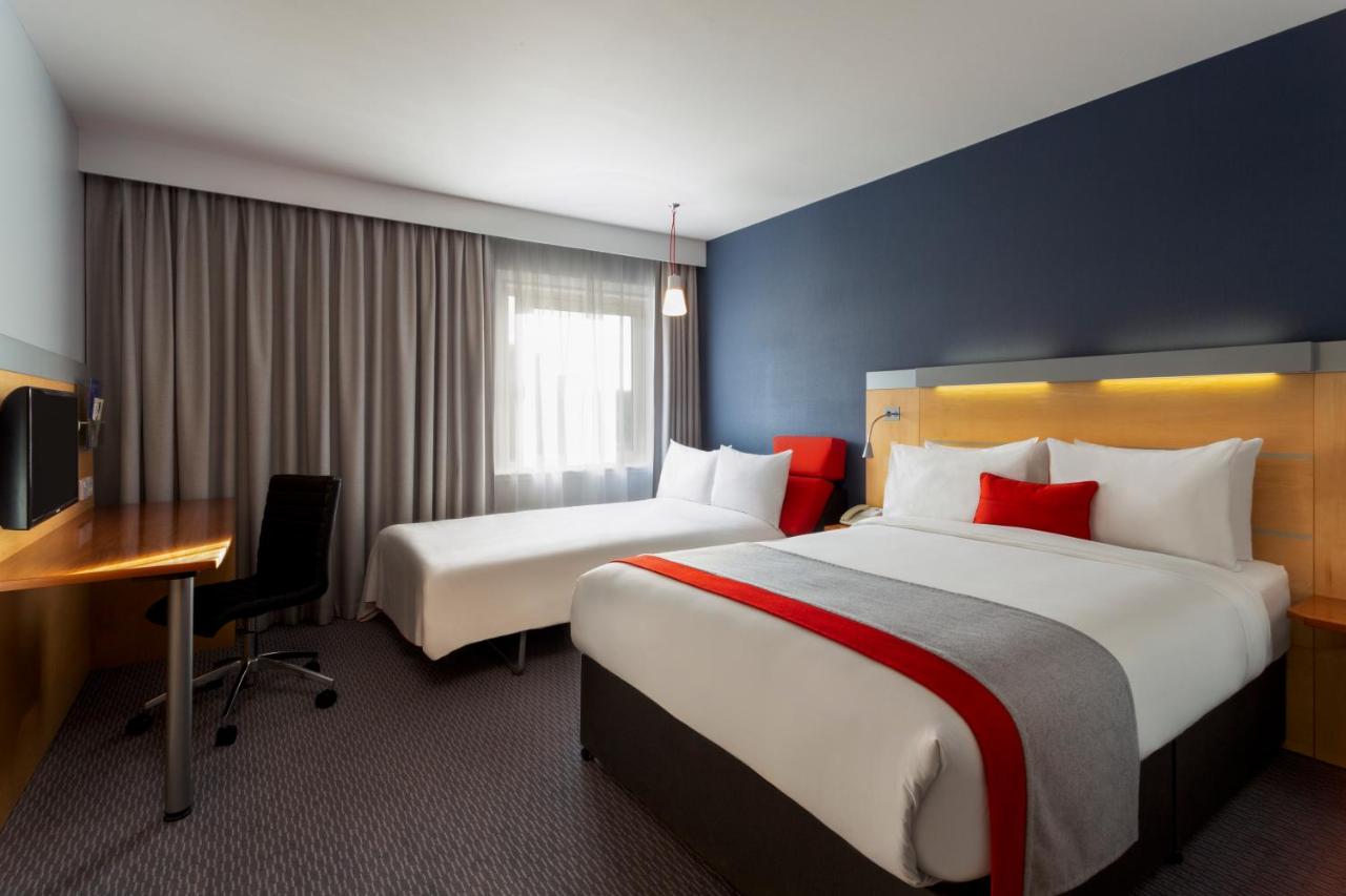 Holiday Inn Express Birmingham Redditch by IHG - 3