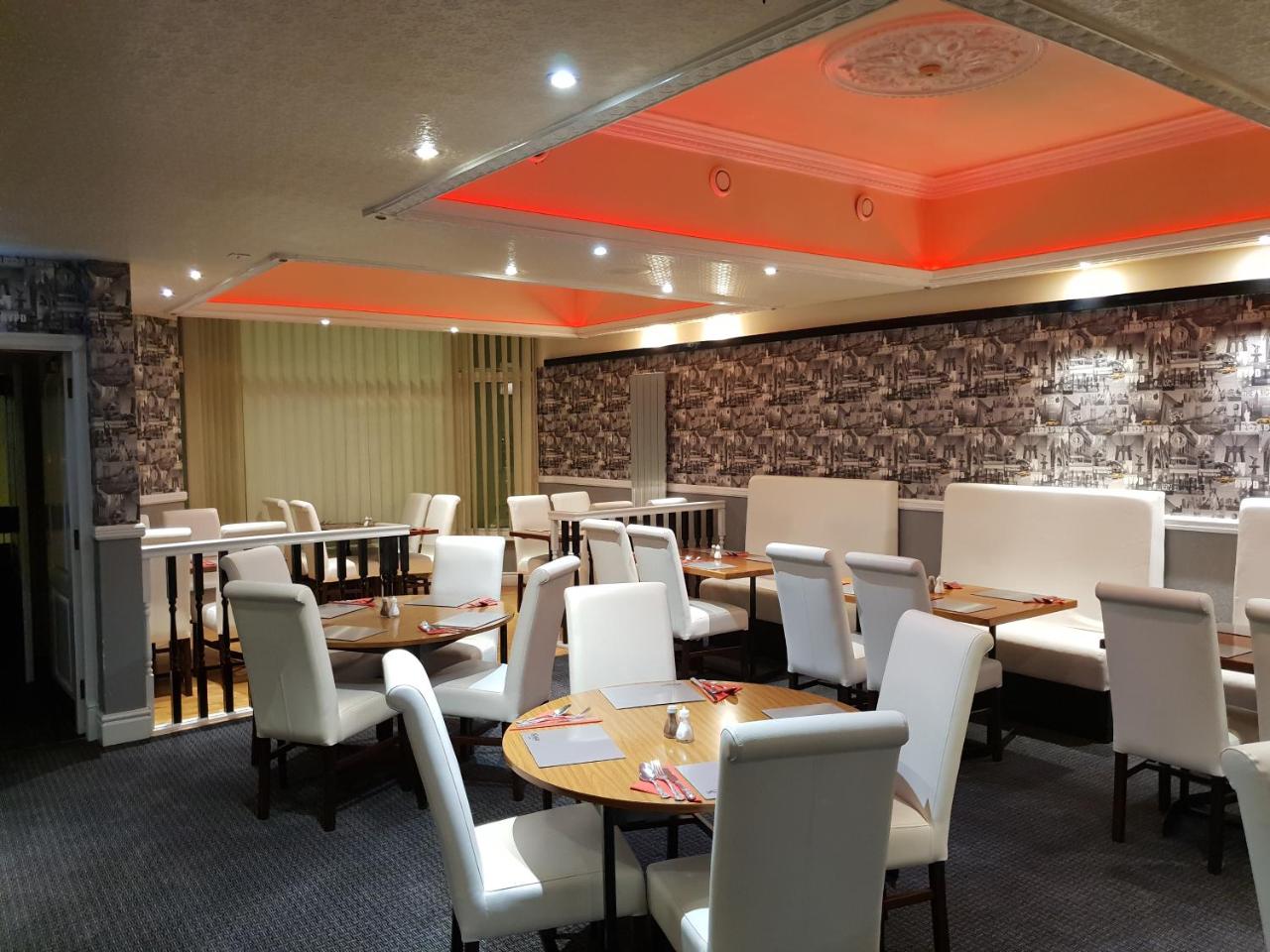 Ascot Hotel photo 3