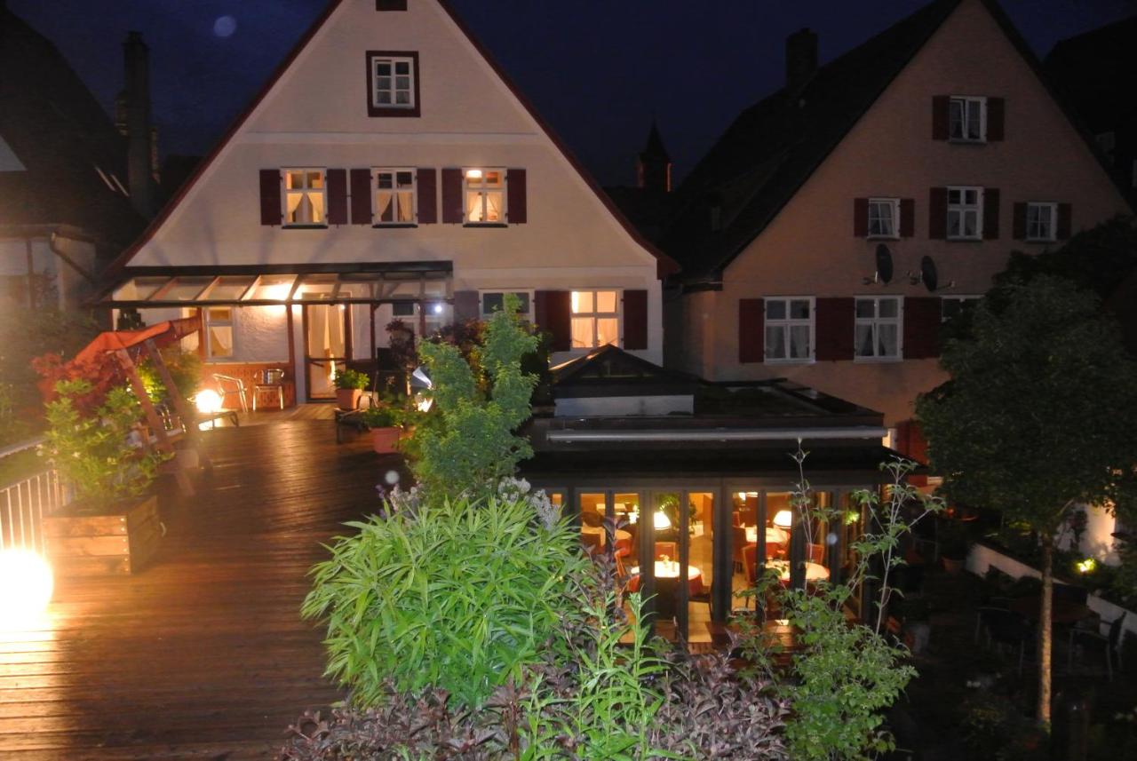 Hotel-Restaurant Goldenes Lamm photo 2