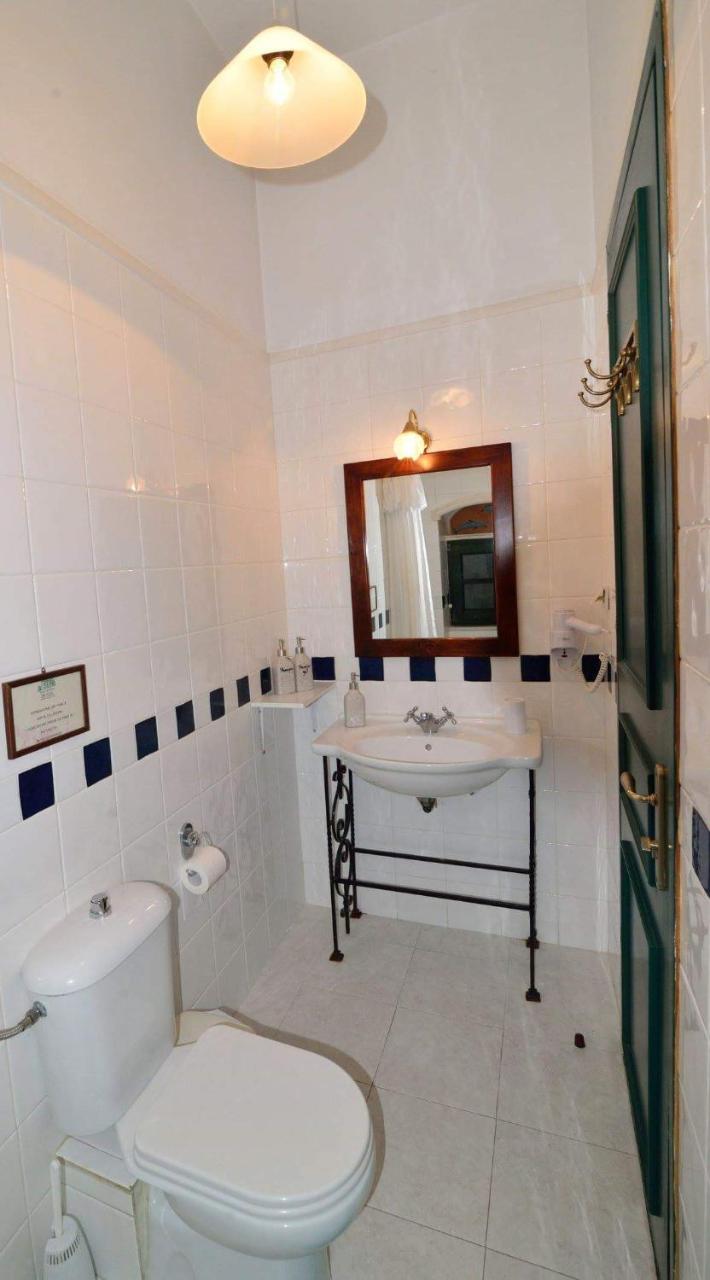 Ntouana hotel photo 2