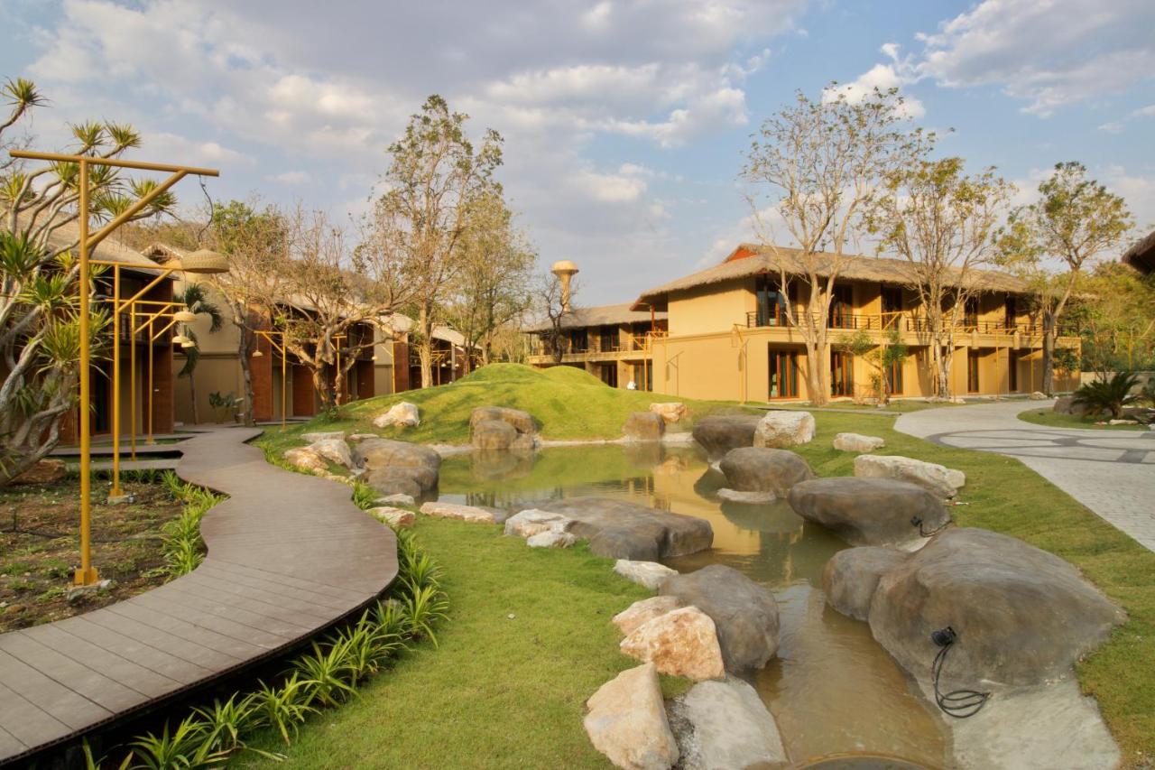 Isaan Isan Resort Khaoyai SHA Extra Plus