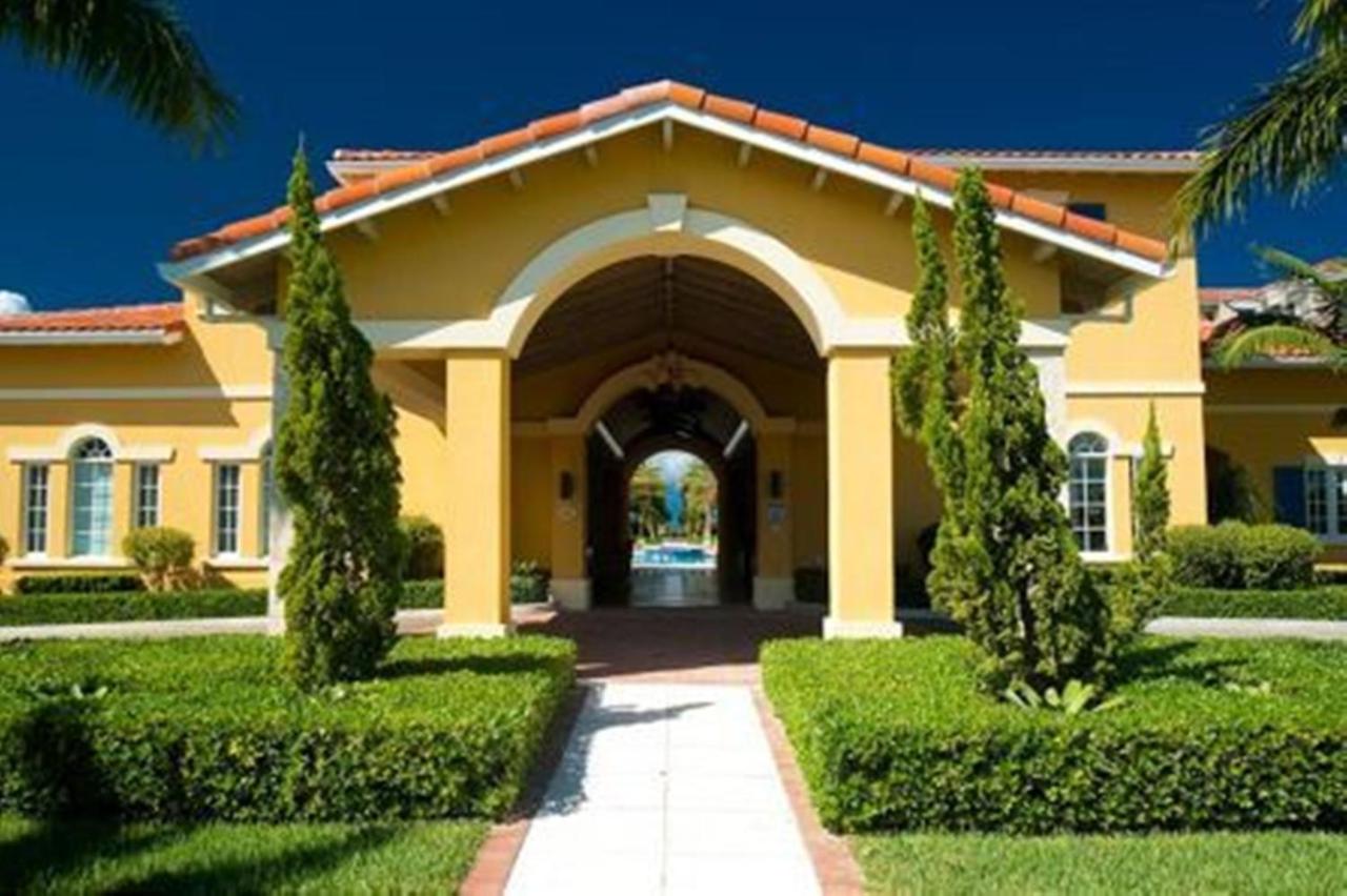 The Tuscany on Grace Bay photo 2