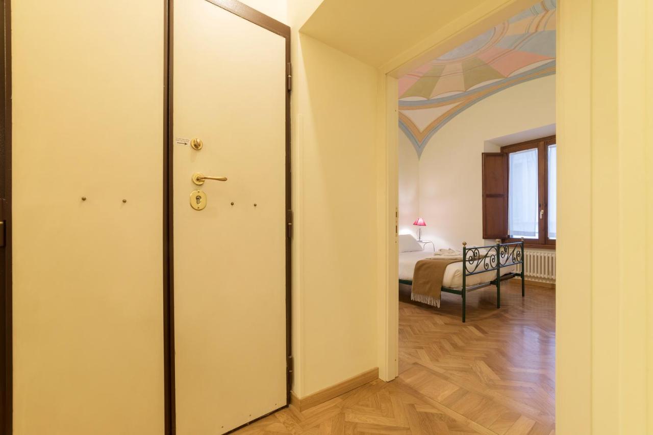Casa Cornacchie - FromHometoRome photo 4