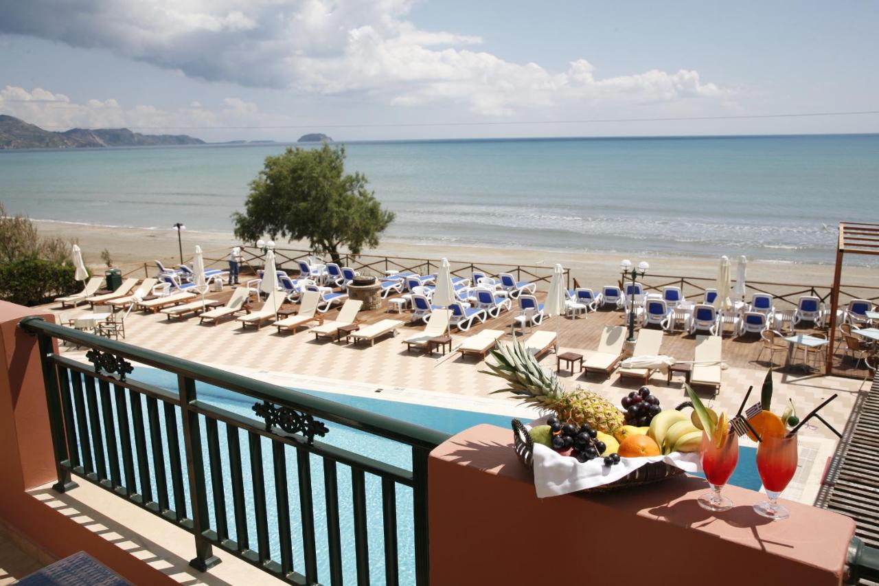 Mediterranean Beach Resort - 3