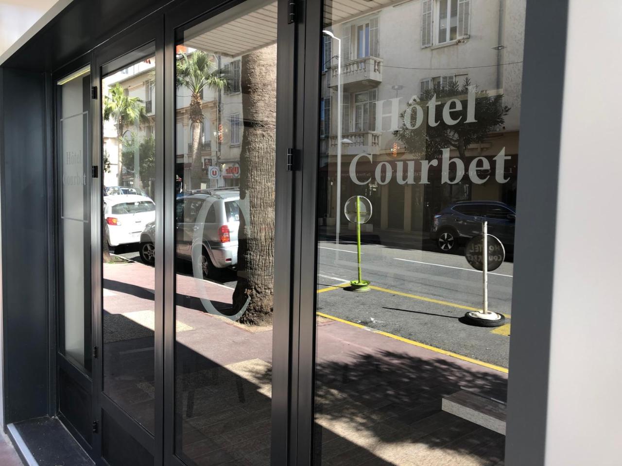 Hotel Courbet photo 4