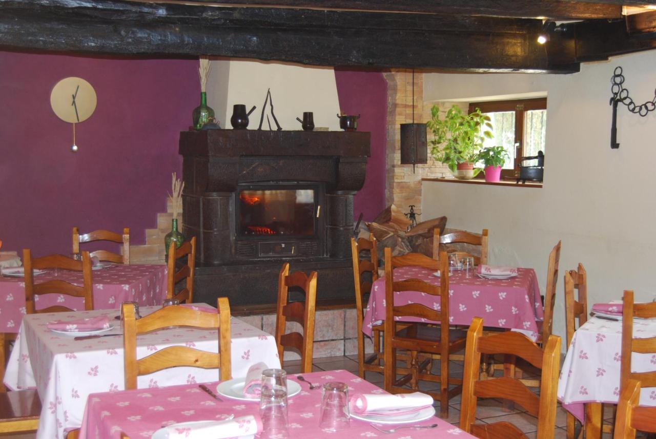 Hostal Ezkurra photo 3