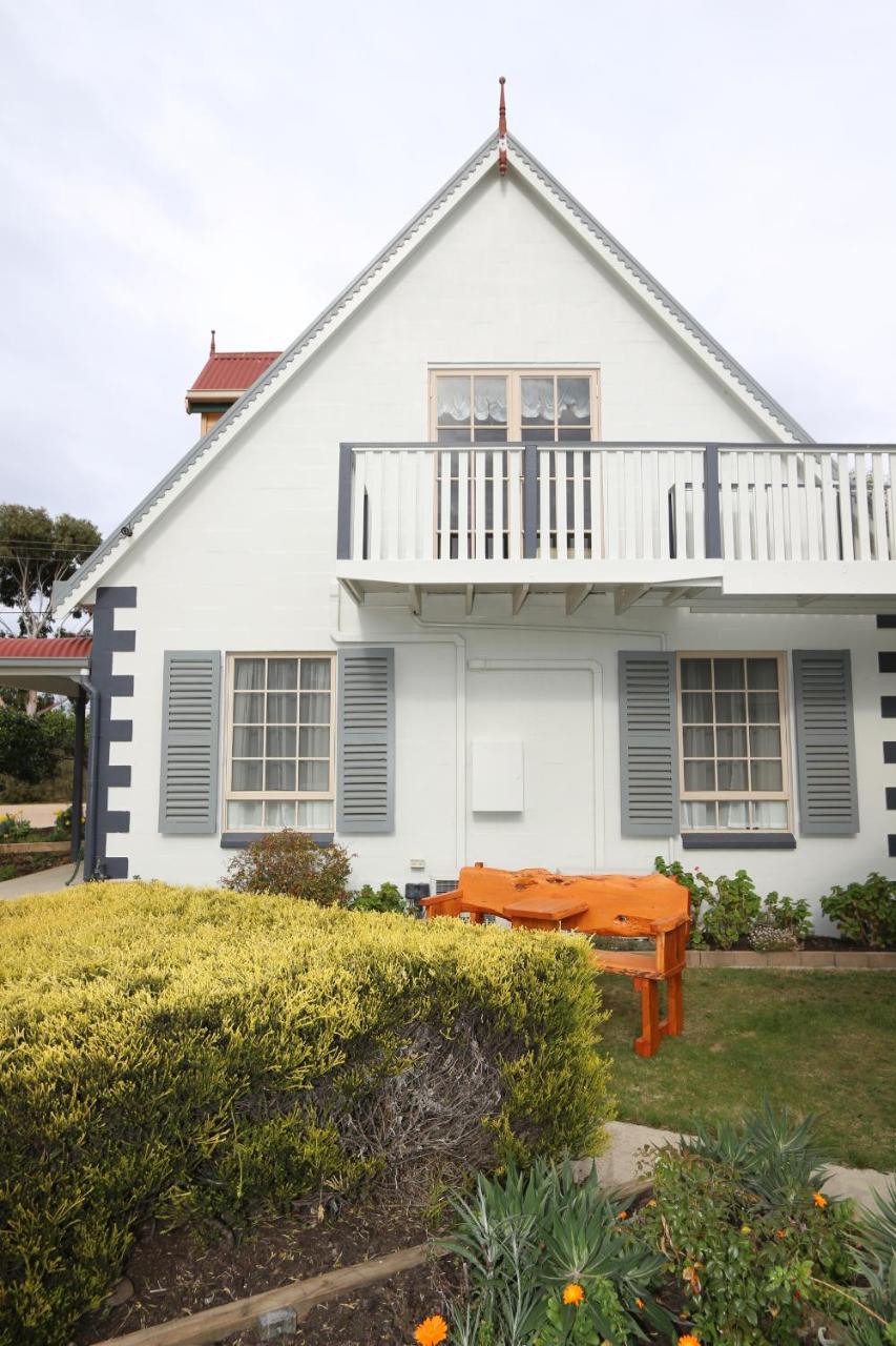 Swansea Cottages & Lodge Suites