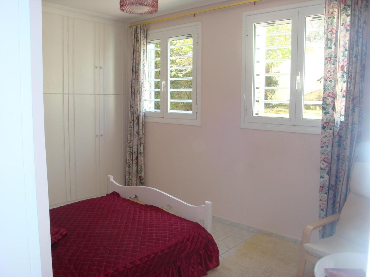 Elena's Holiday Home - 3