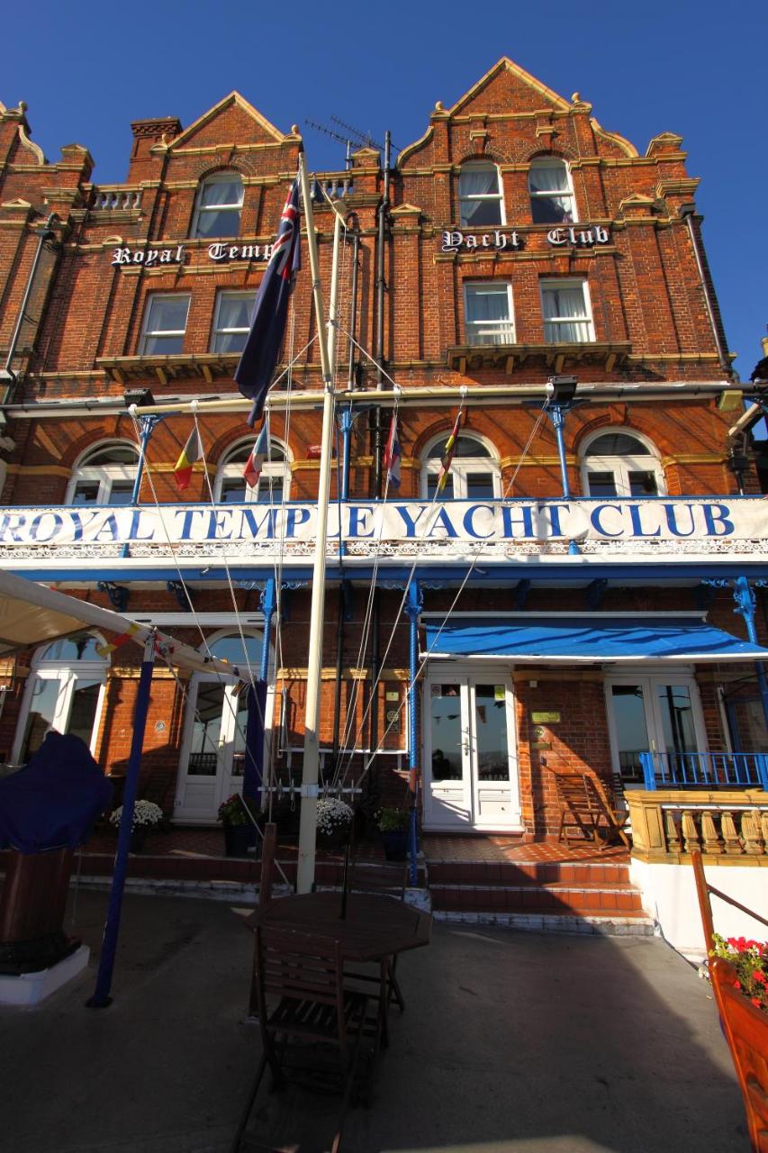 Royal Temple Yacht Club, Bar & Hotel, Pet Friendly!
