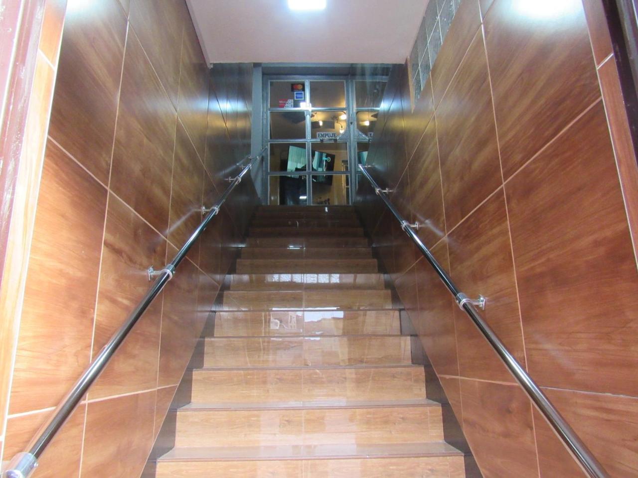 Hotel Sueños Dorados