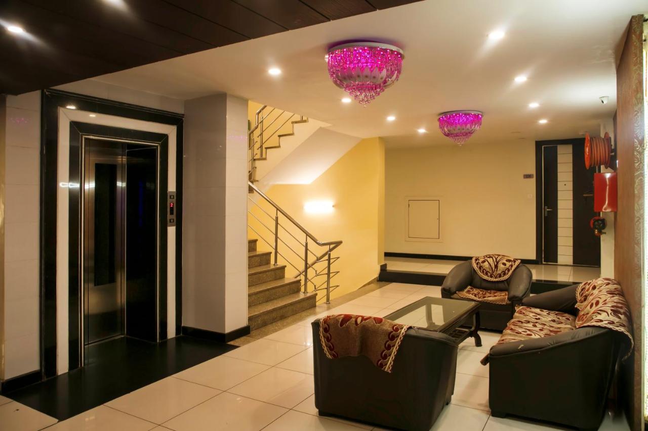 Hotel Ganges Grand - 600m from Kashi Vishwanath Temple photo 3