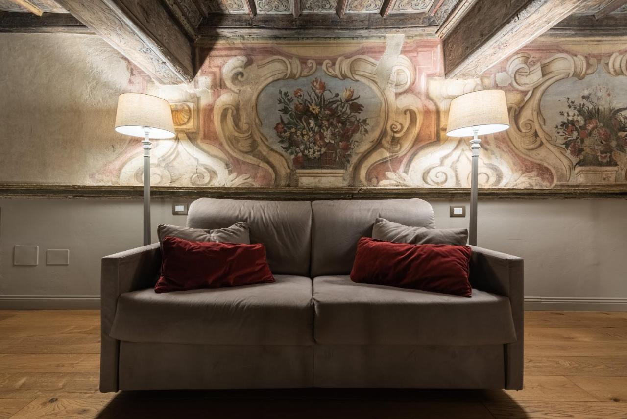 Palazzo Del Carretto-Art Apartments and Guesthouse photo 2