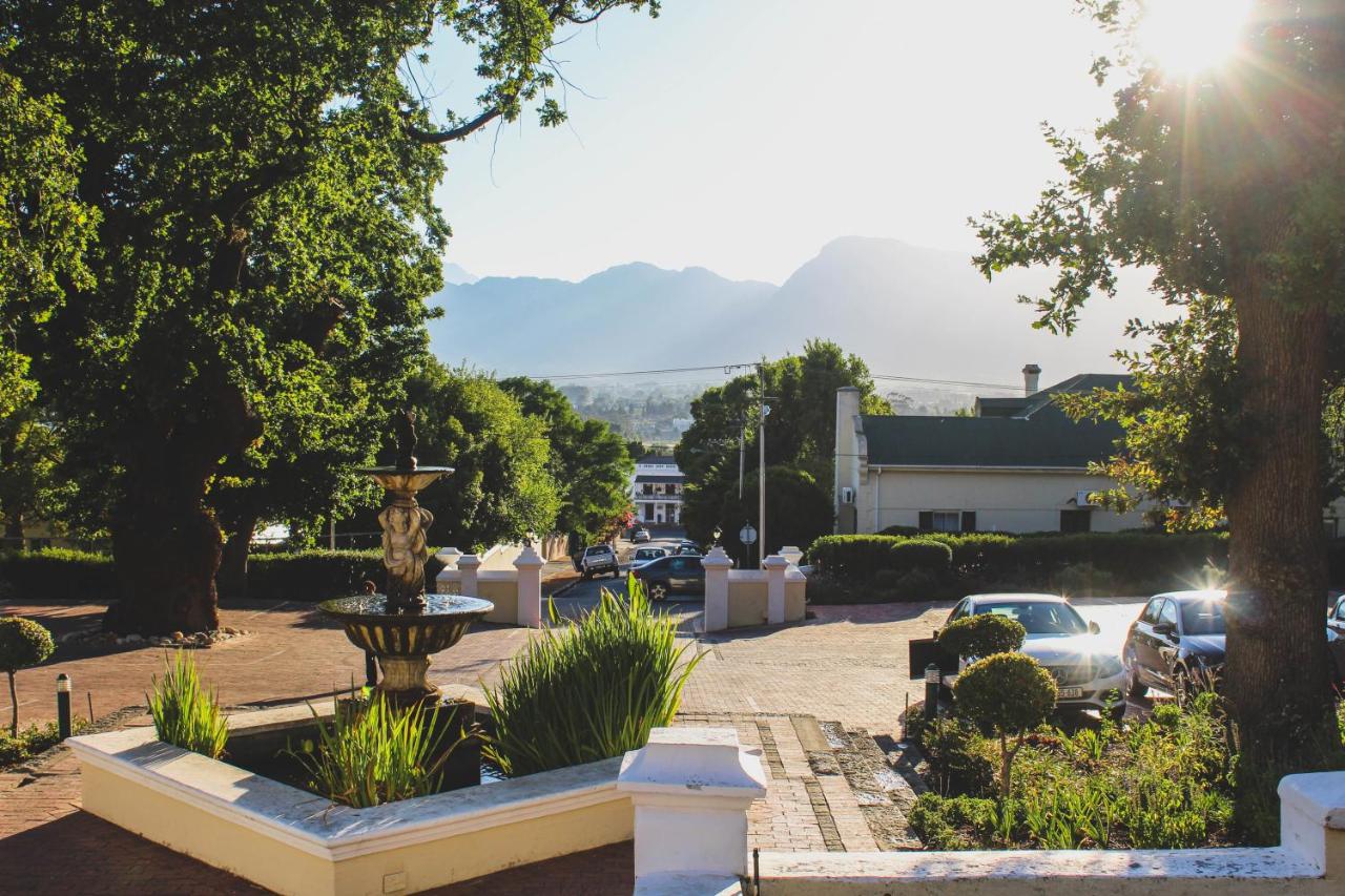 Pontac Manor Hotel & Restaurant photo 4