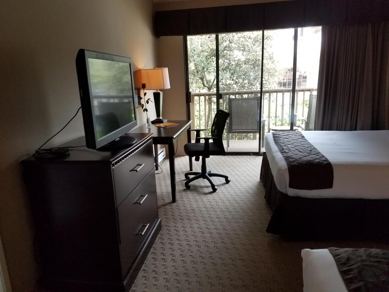 Adobe Inn photo 2