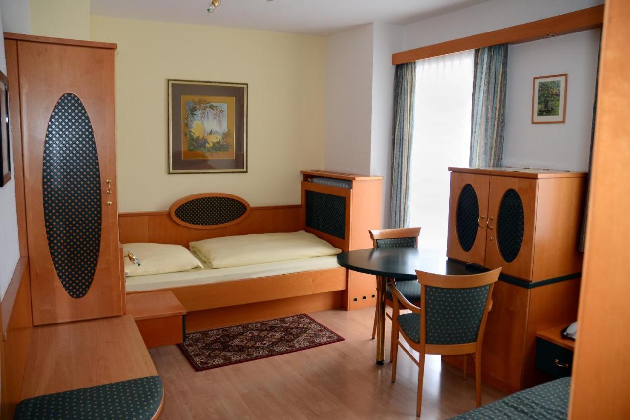 Hotel Das Schlössl photo 4