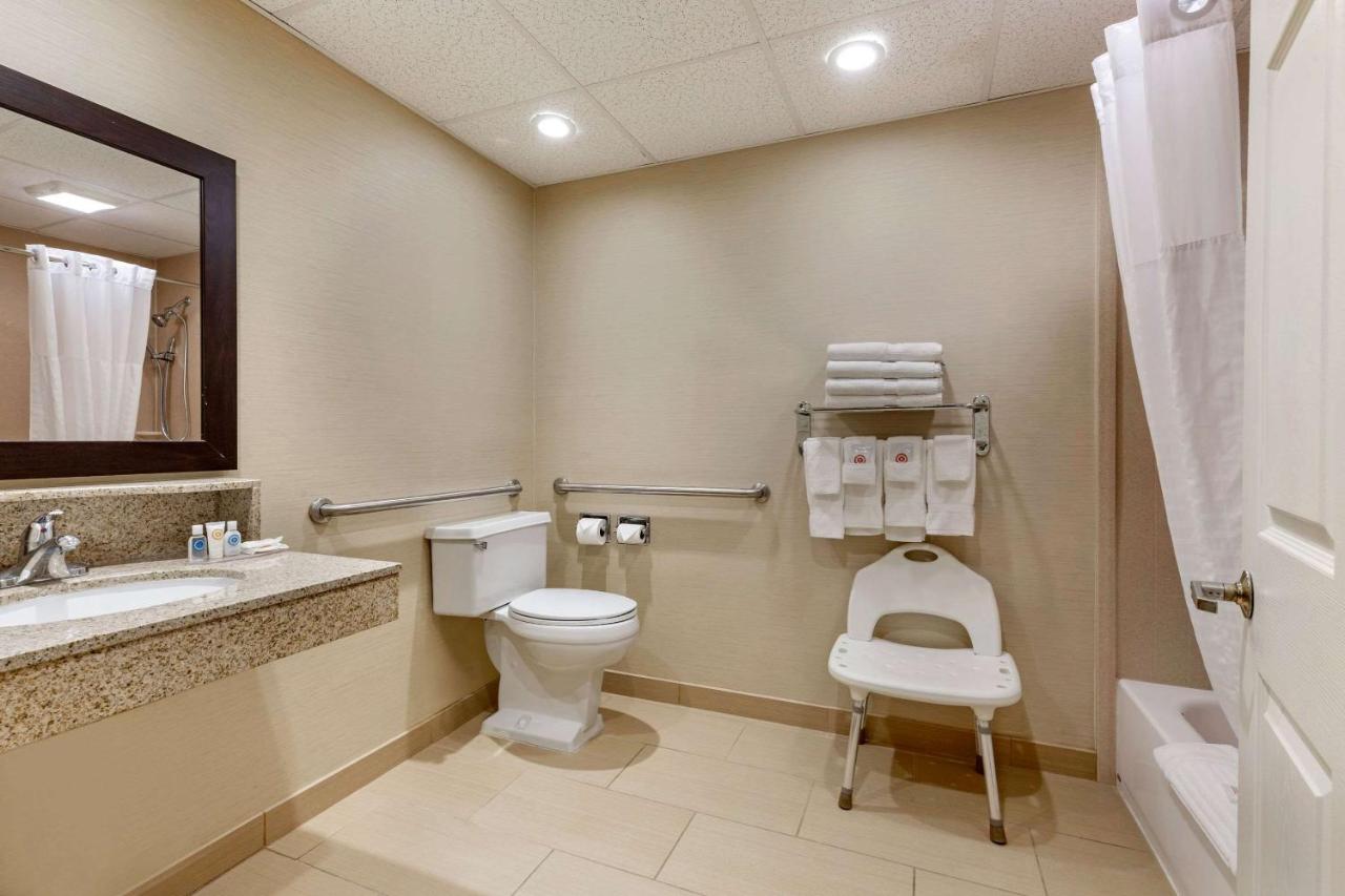 Comfort Inn Auburn-Worcester photo 4