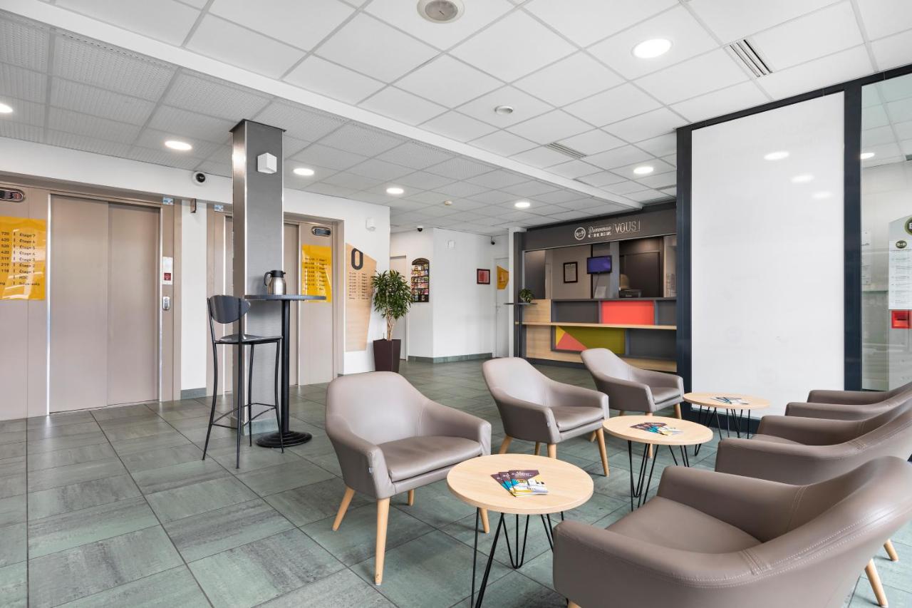 B&B HOTEL Lyon Vénissieux - 5