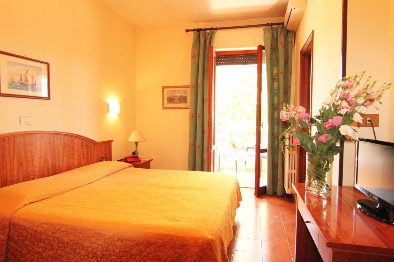 Hotel Boni Cerri photo 2